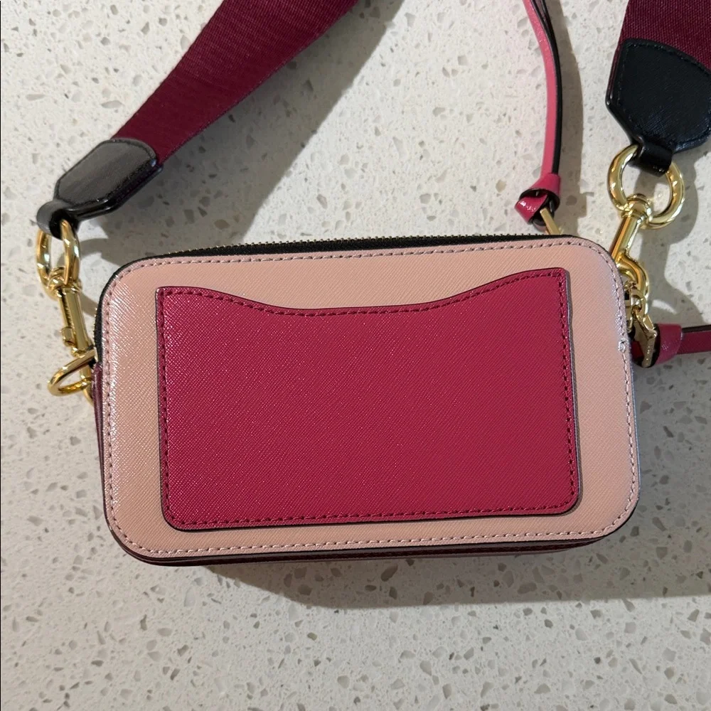 Marc Jacobs Snapshot Pink Colorblock Camera Crossbody Bag with Gold Accents - Picture 2 of 6
